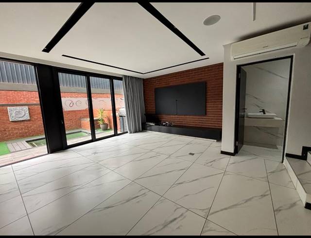 3 BEDROOM PROPERTY TO RENT IN BROADACRES